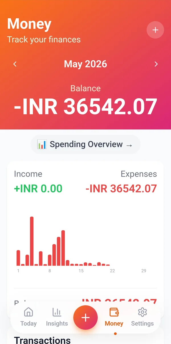 HabiVox Money screen for May 2026 with balance, income, expenses and a daily spending chart
